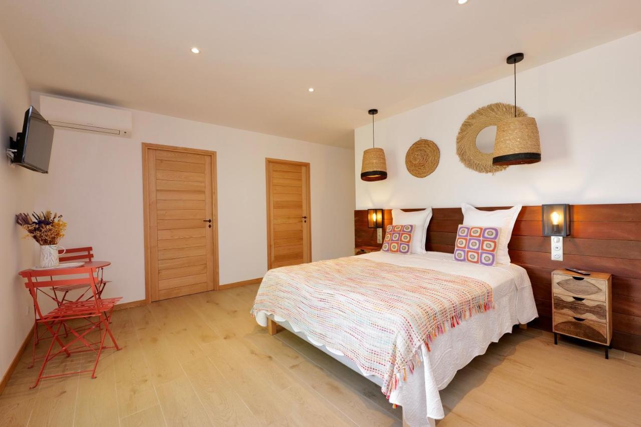 Domaine Pozzo Di Mastri Hotel & Spa 피가리 외부 사진