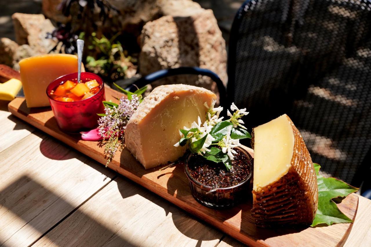 Domaine Pozzo Di Mastri Hotel & Spa 피가리 외부 사진