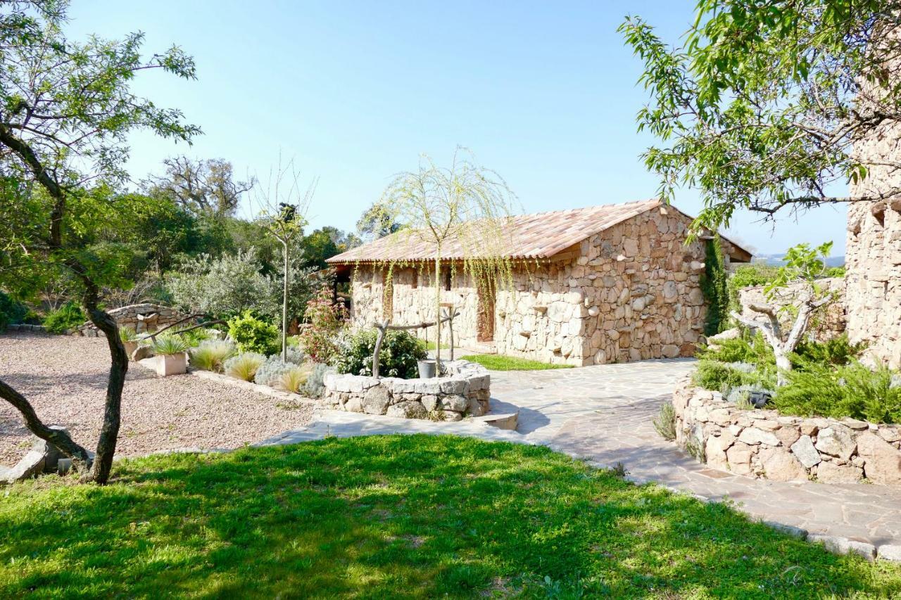 Domaine Pozzo Di Mastri Hotel & Spa 피가리 외부 사진